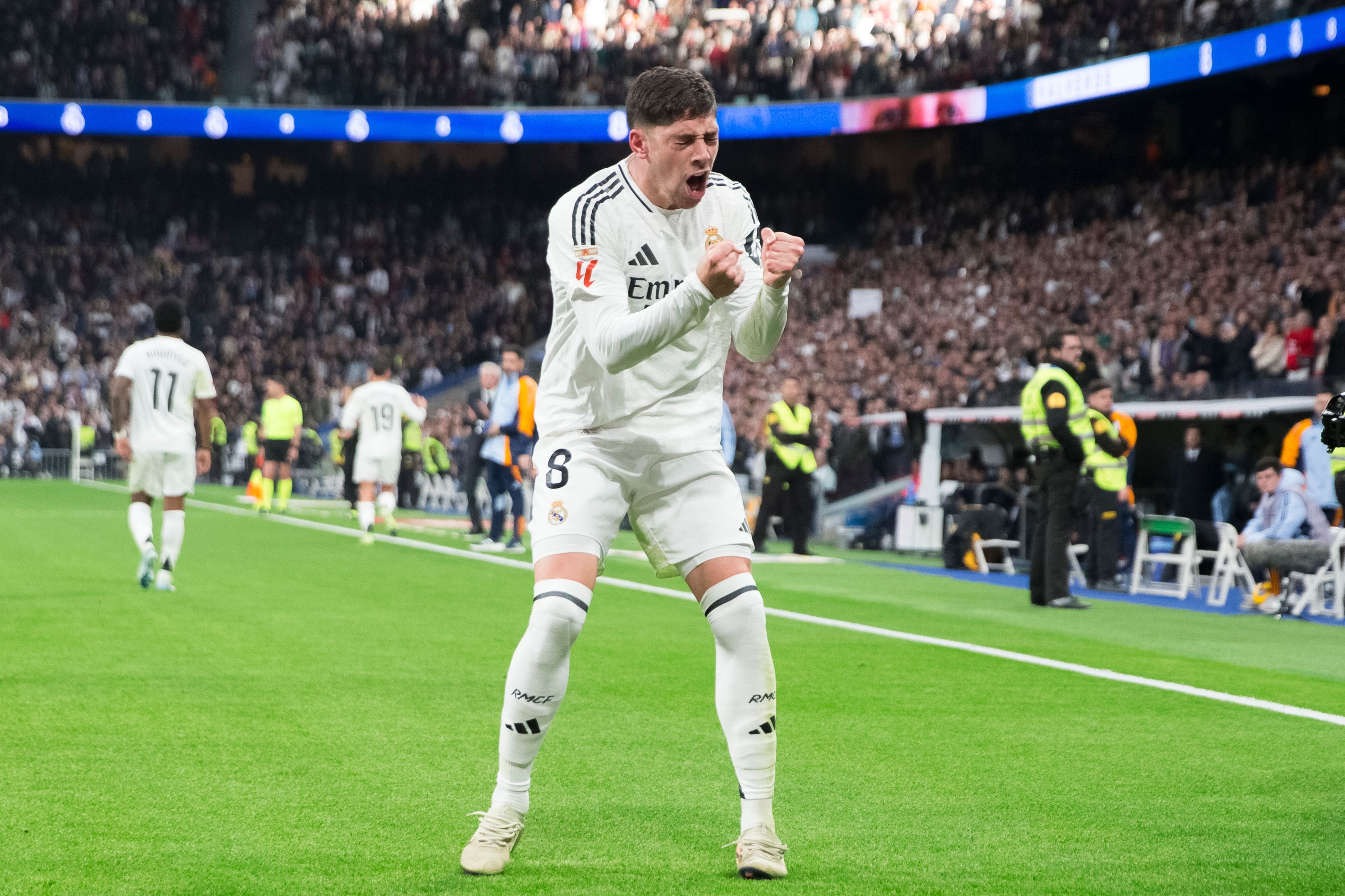 500彩票网-巴尔韦德是欧冠淘汰赛对瓜帅球队帽子戏法第二人，上一位是姆巴佩