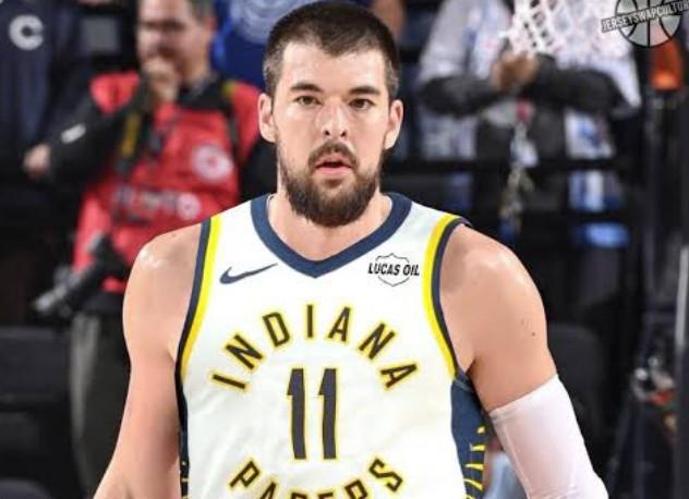 500彩票网公司-祖巴茨快船生涯数据：场均11.4分9.3板1盖帽，一次防守二阵