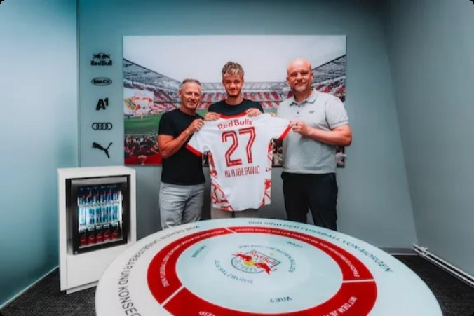 500彩票网-米体：国米正在运作阿拉杰贝戈维奇的转会，球员无意留在勒沃库森